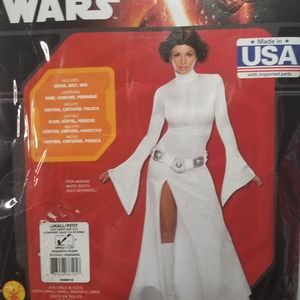 Princess leia womens small costume